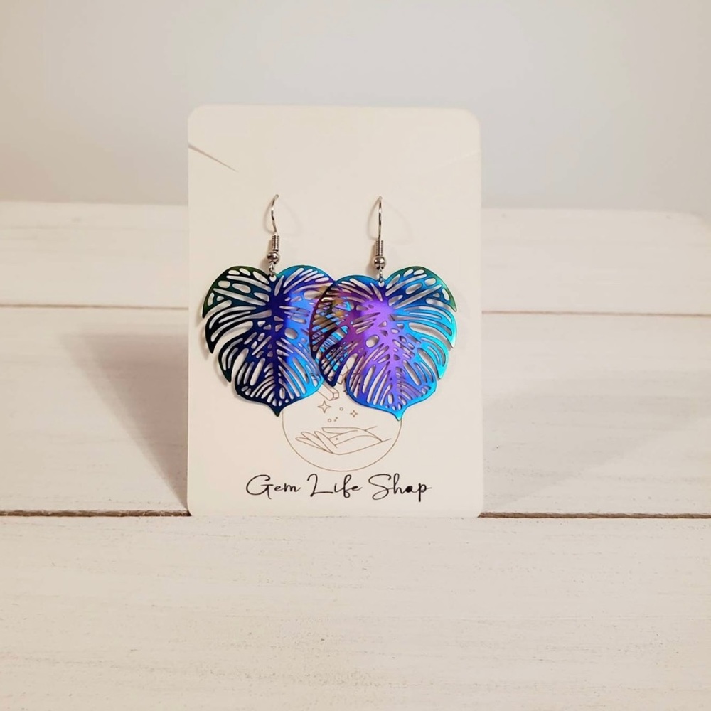 Monstera leaf earrings